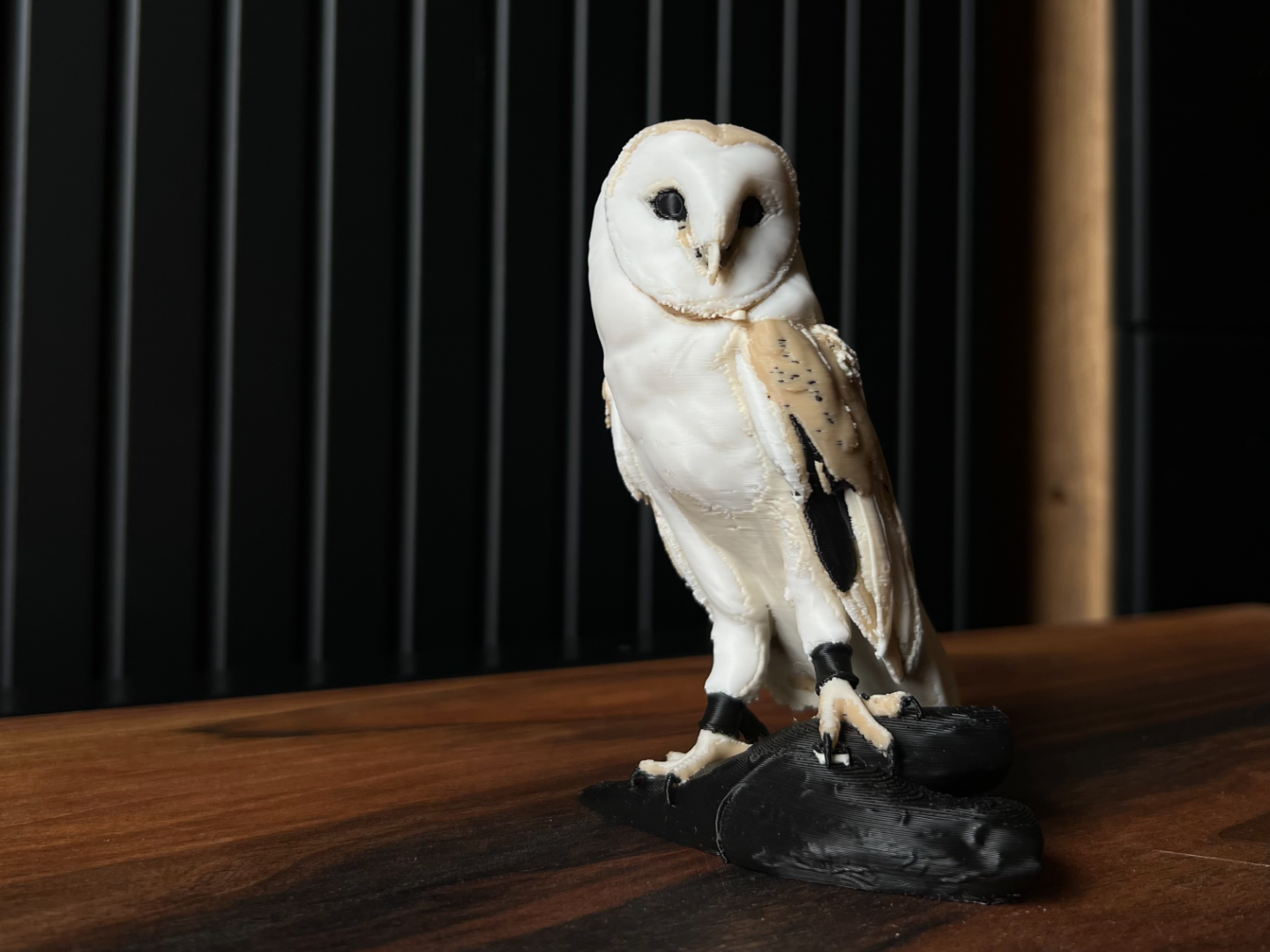 Barn Owl Statue – Highly Detailed Decor Figurine