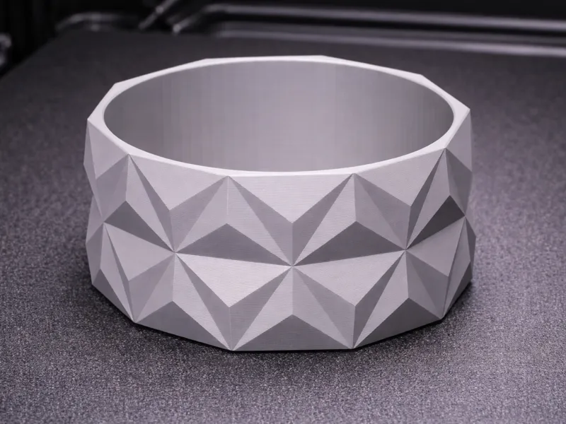 bocal a fleur geometrique