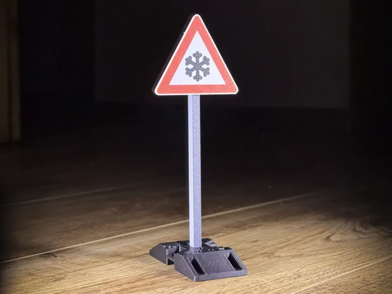 Verkehrszeichen - Schnee- oder Eisglätte Z. 101-51
