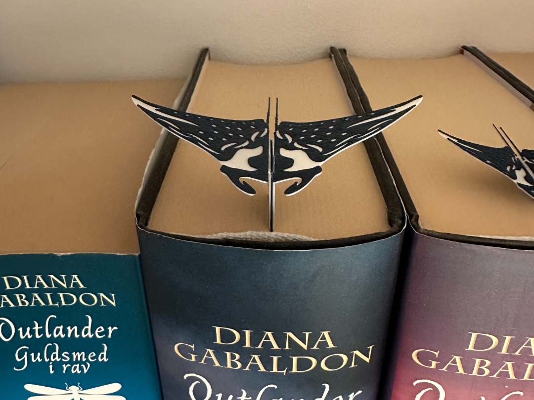 Manta Ray Bookmark