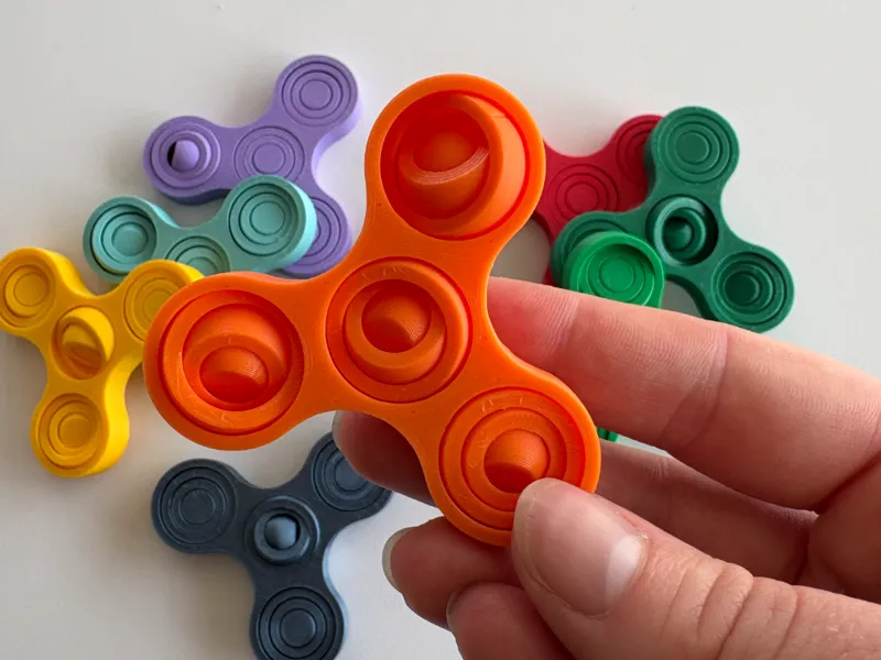 Fidget spinner with gyroscopes 