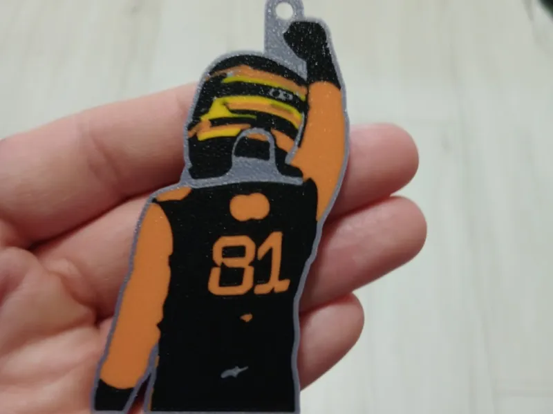 Oscar Piastri keychain