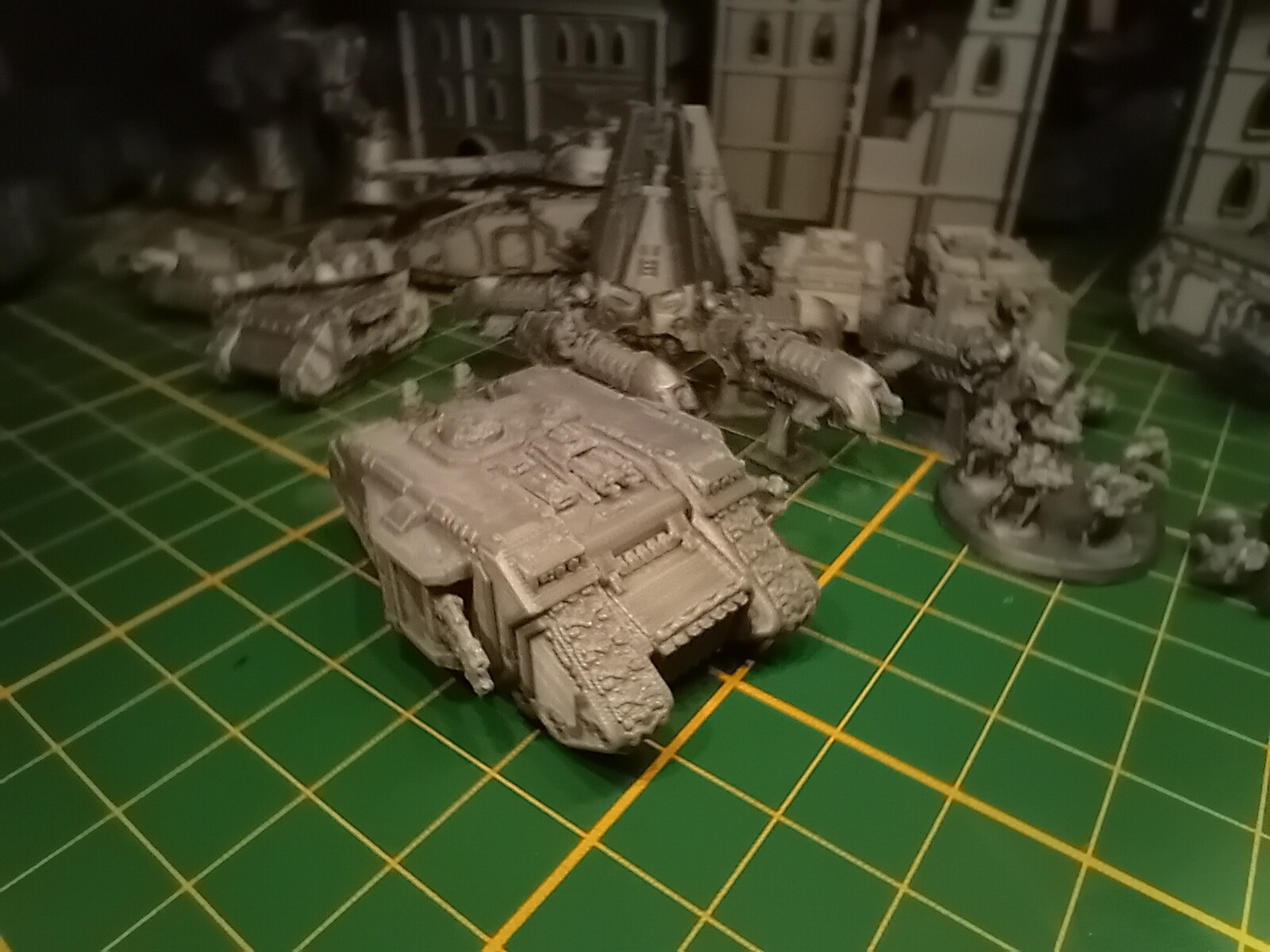 Epic Scale Giant Tiny Tank 12