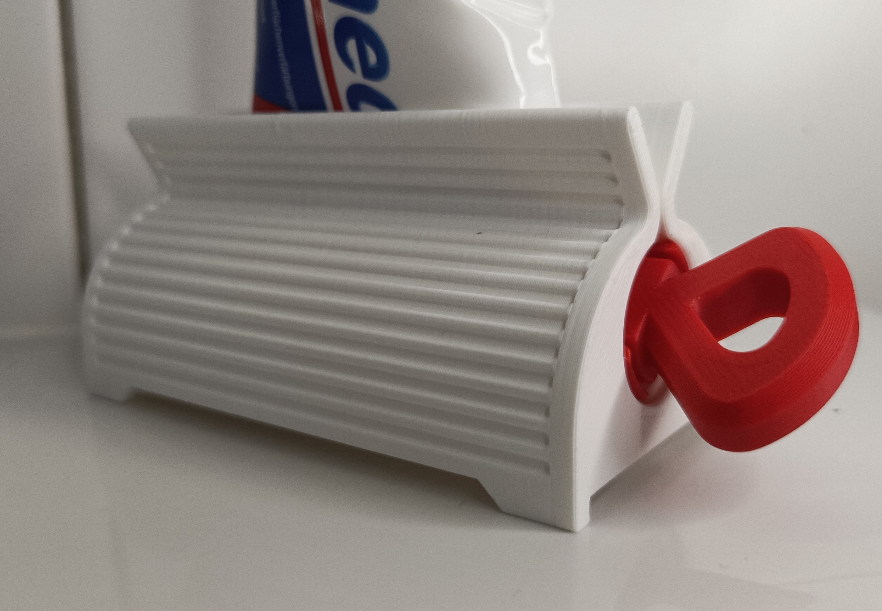 Miniatura 4 do modelo 3D XL Toothpaste Sqeezer