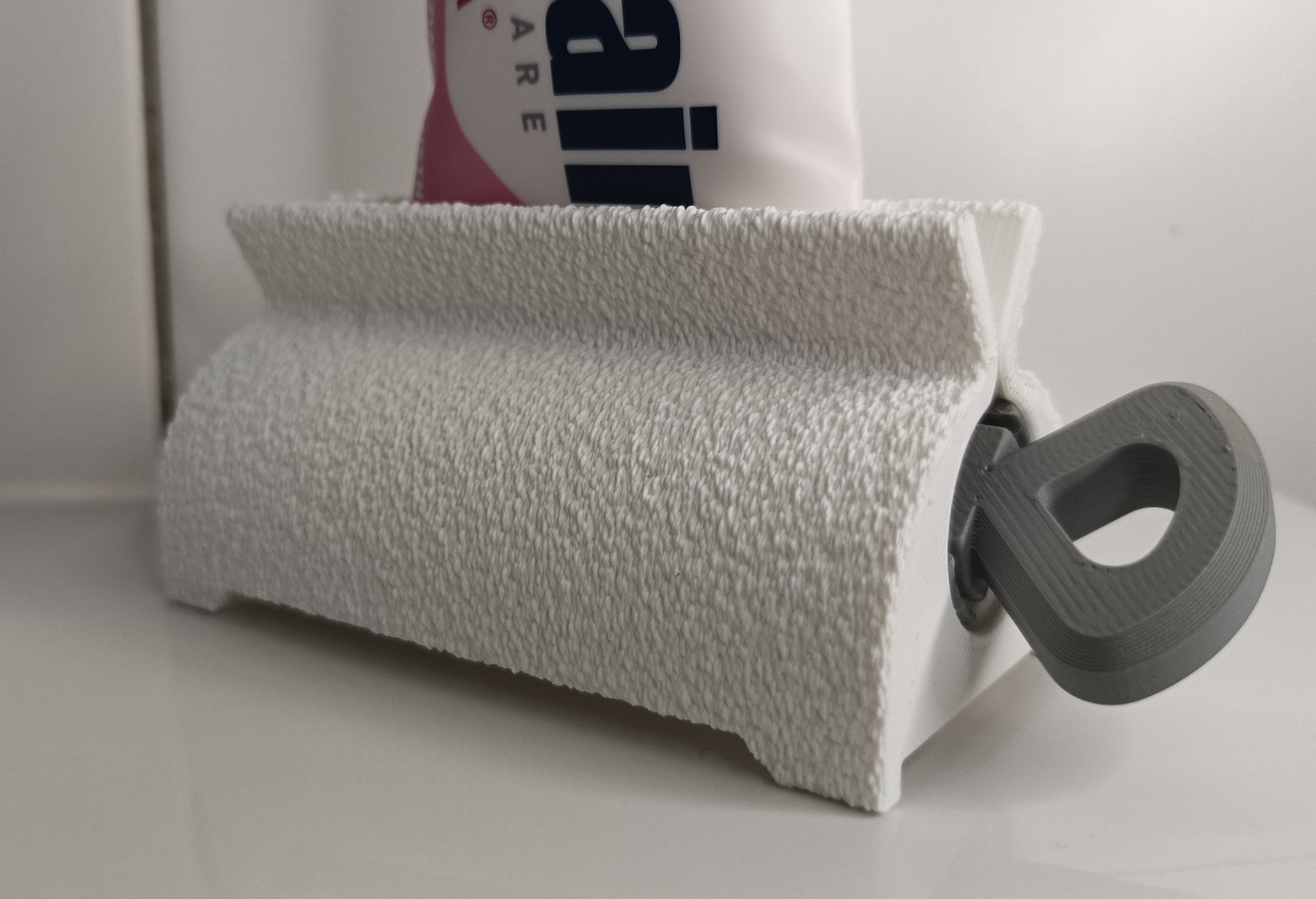 Miniatura 5 do modelo 3D XL Toothpaste Sqeezer