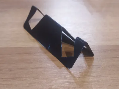 Actually Card Sized Phone Stand (and on the Z)