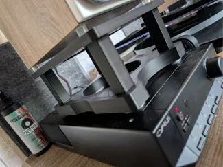 Desk Stand for Studio Monitors/Speakers