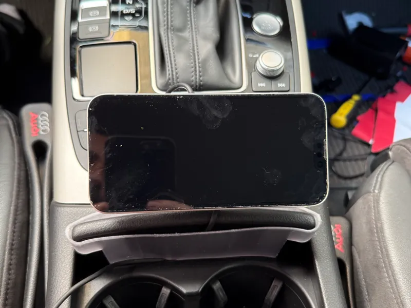 AUDI A6 2016 up supporto apple android magsafe