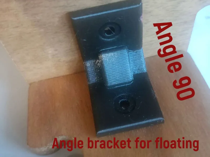 Angle bracket for floating