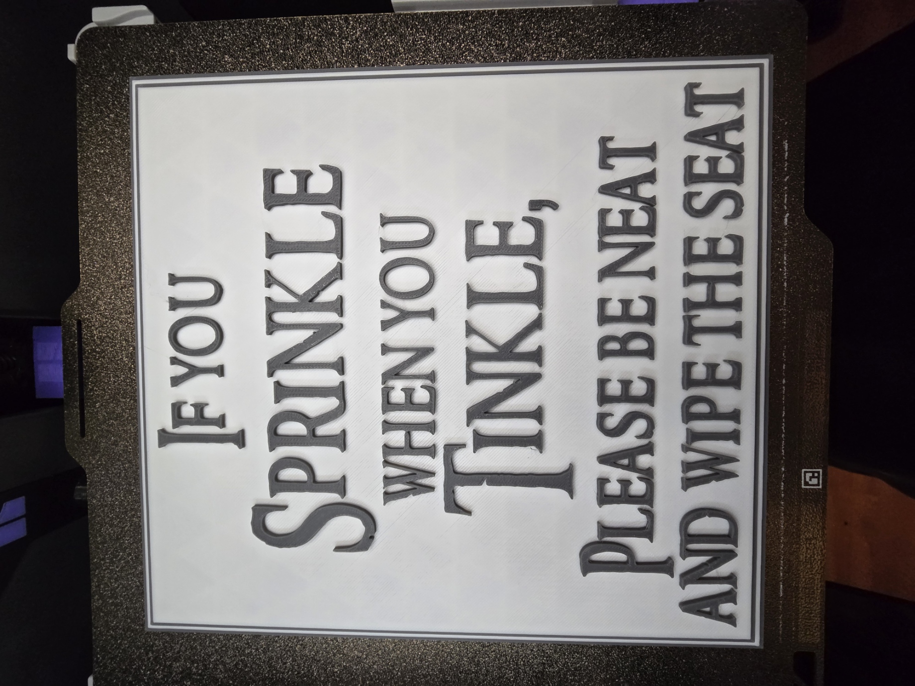 Miniatura 2 do modelo 3D Tinkle Sprinkle - Wall Plaque