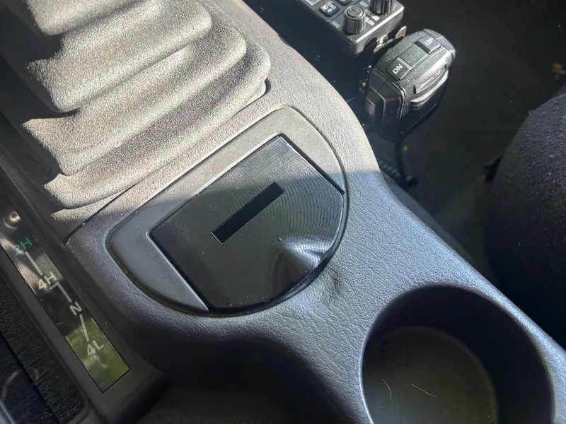 97+ Jeep XJ Ashtray Cover w/ Slot for Radio Remote