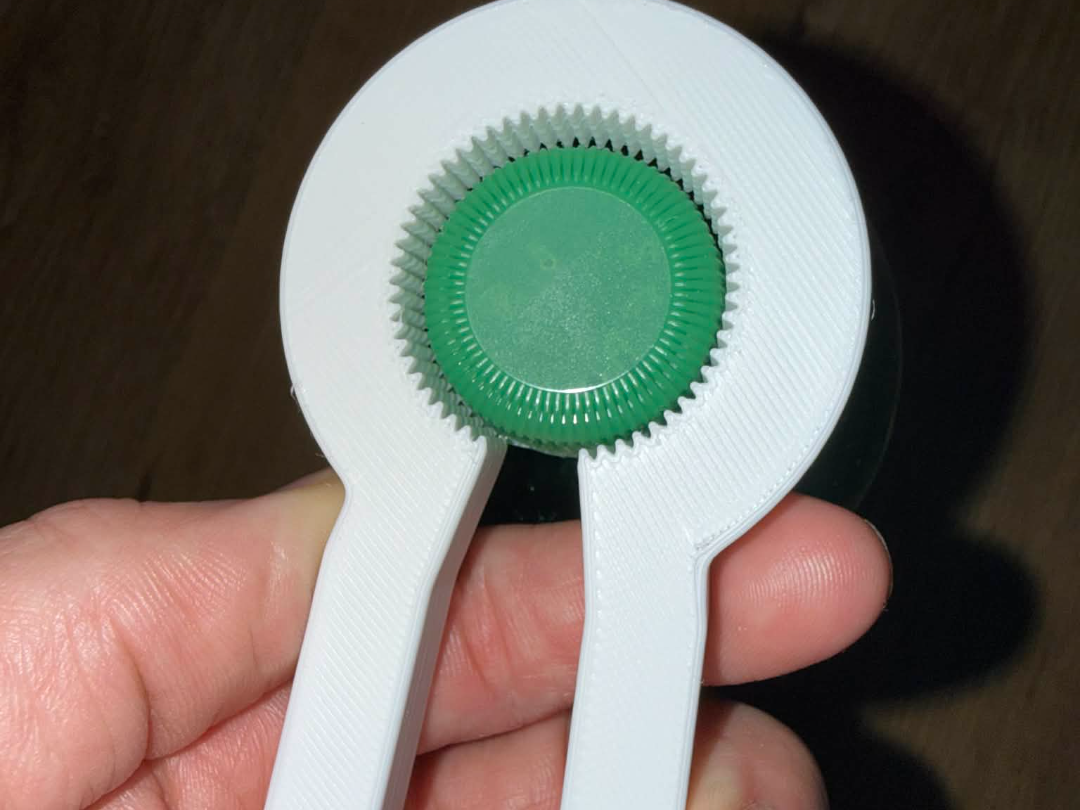 Ergonomic PET Bottle Cap Opener – Easy Grip 