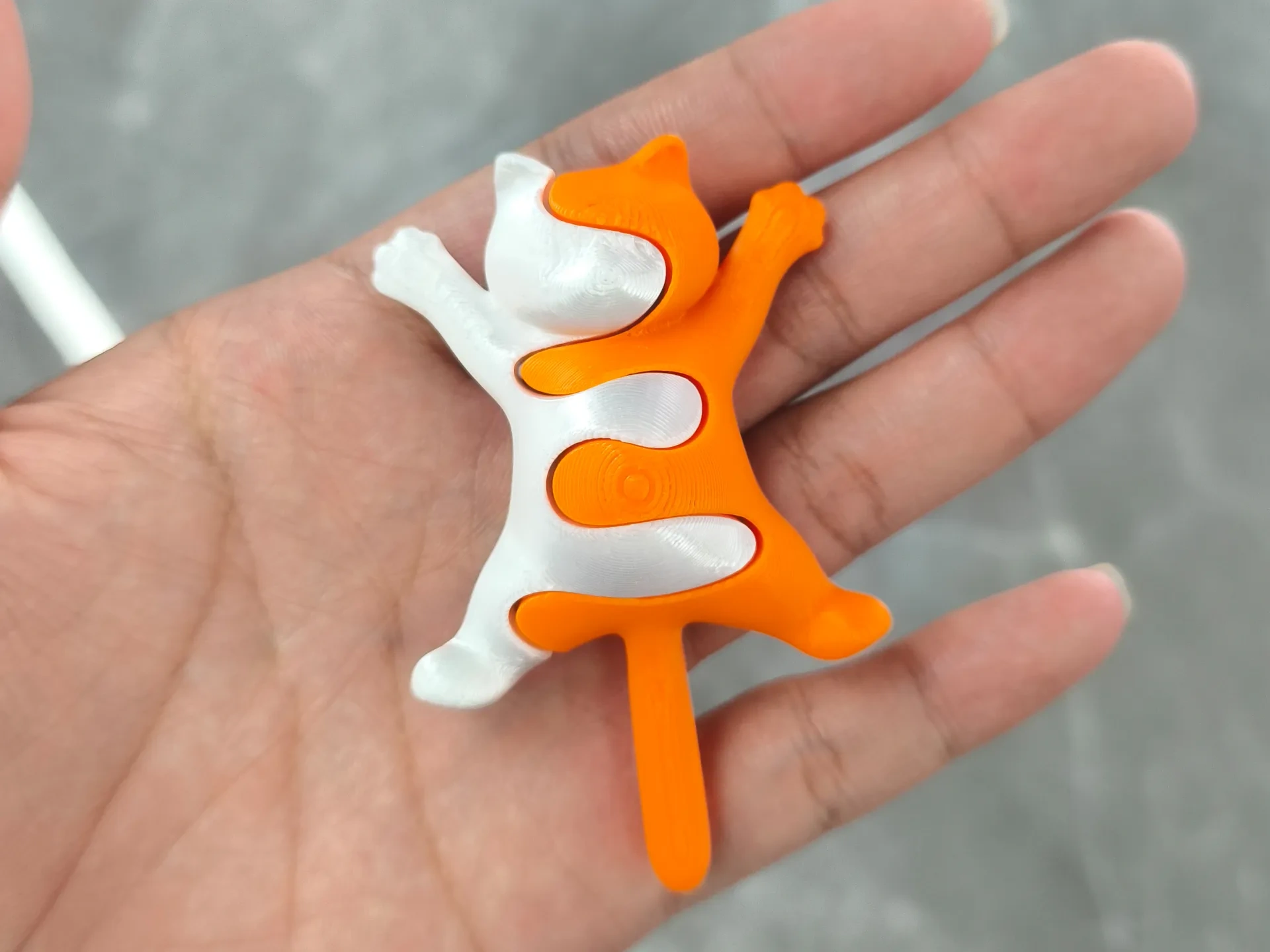 Miniatura 1 do modelo 3D ”躺平猫“简约风 可以拼装不同颜色