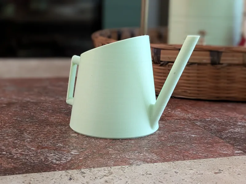 Mini modern watering can V1