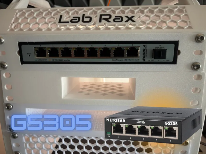 Netgear GS305 10 inch rack mount
