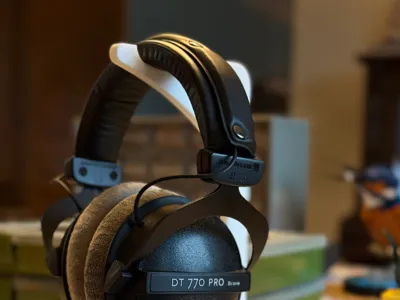 Headphone Stand - Simple -  Stow-Away - 50 Grams