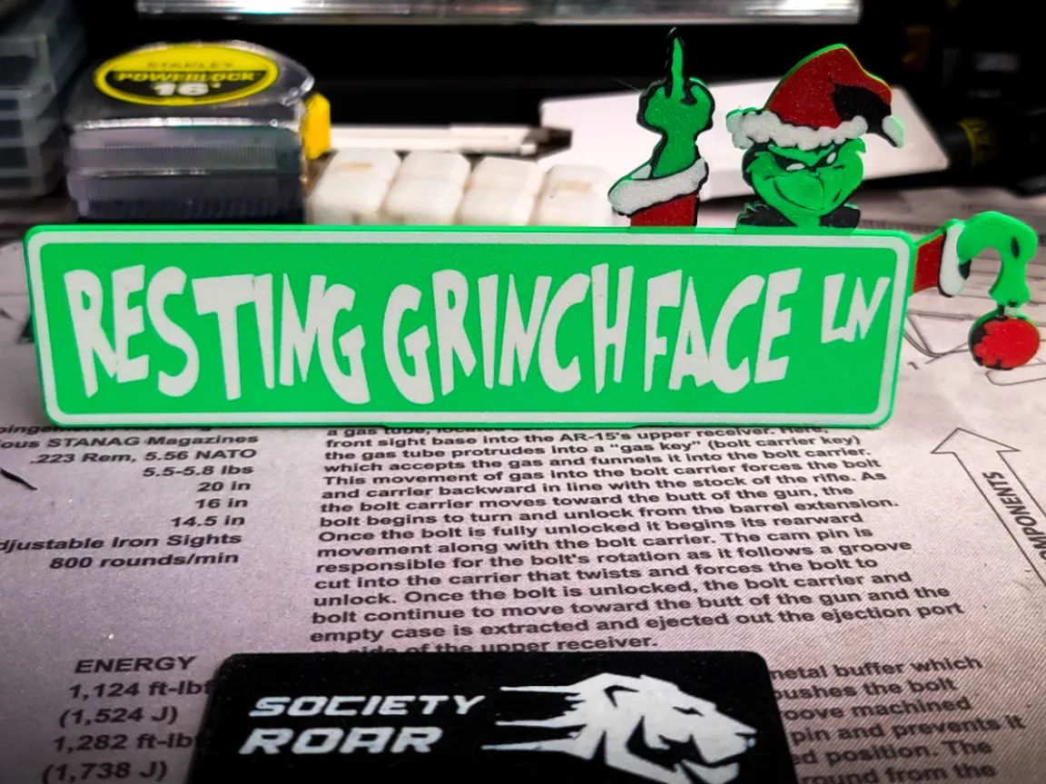 Resting Grinch Face | Desk Top Street Sign w/Base - Free 3D Print Model ...