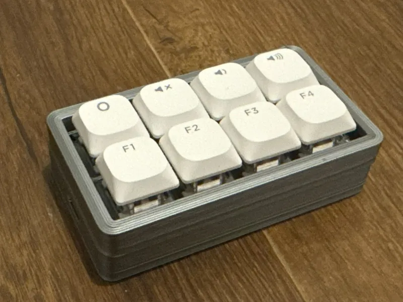 EZpad - very simple 4x2 macropad