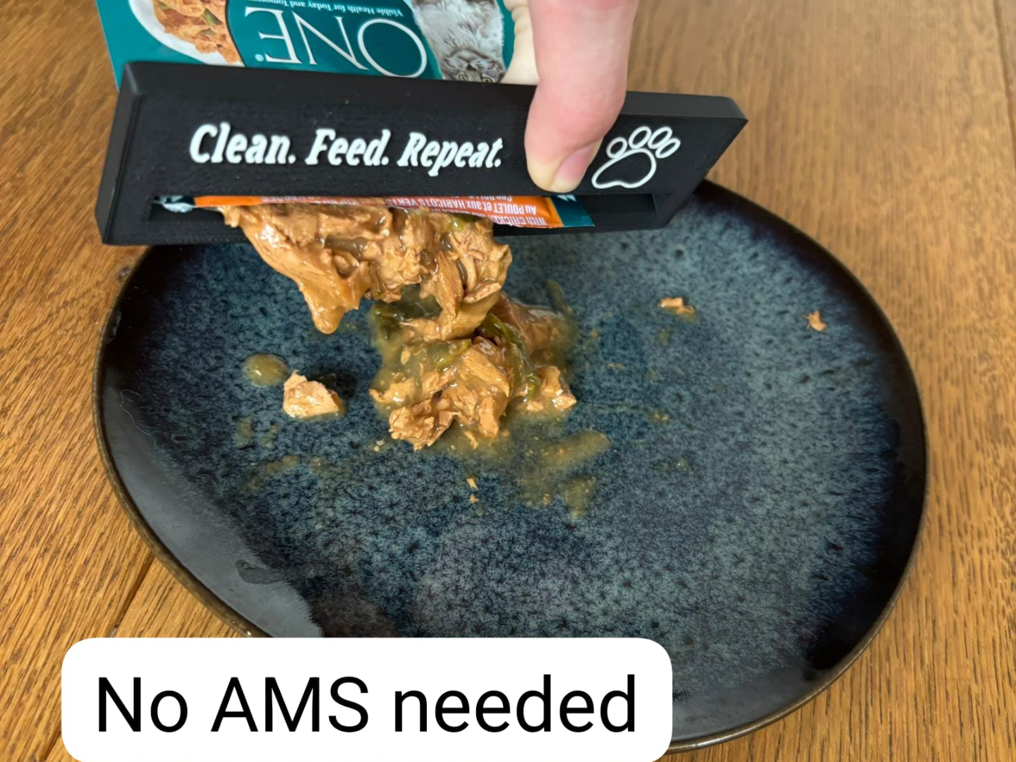 Cat Food Pouch Scraper – No Waste | No AMS