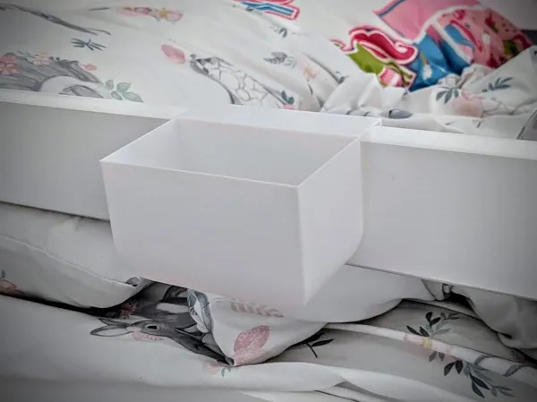 Petit rangement suspendu pour lit superposé (v2.0)