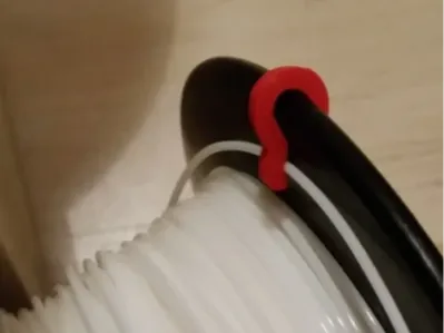 A regular filament clip