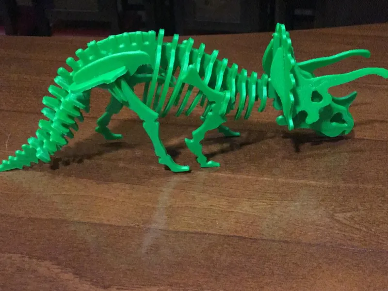 Dinosauro anni ’90 – Replica del kit originale