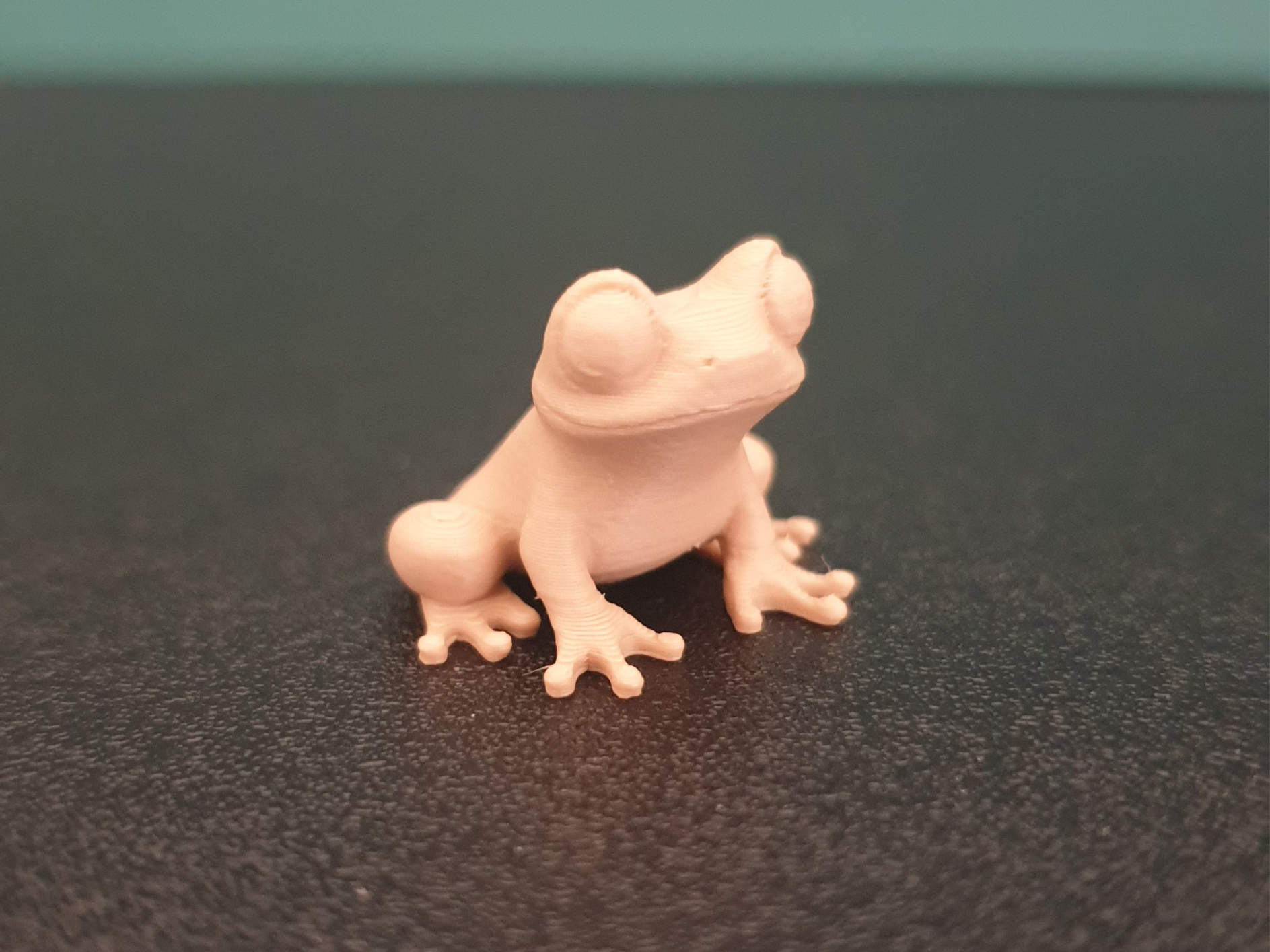 Tiny Tree Frog Miniature Figure