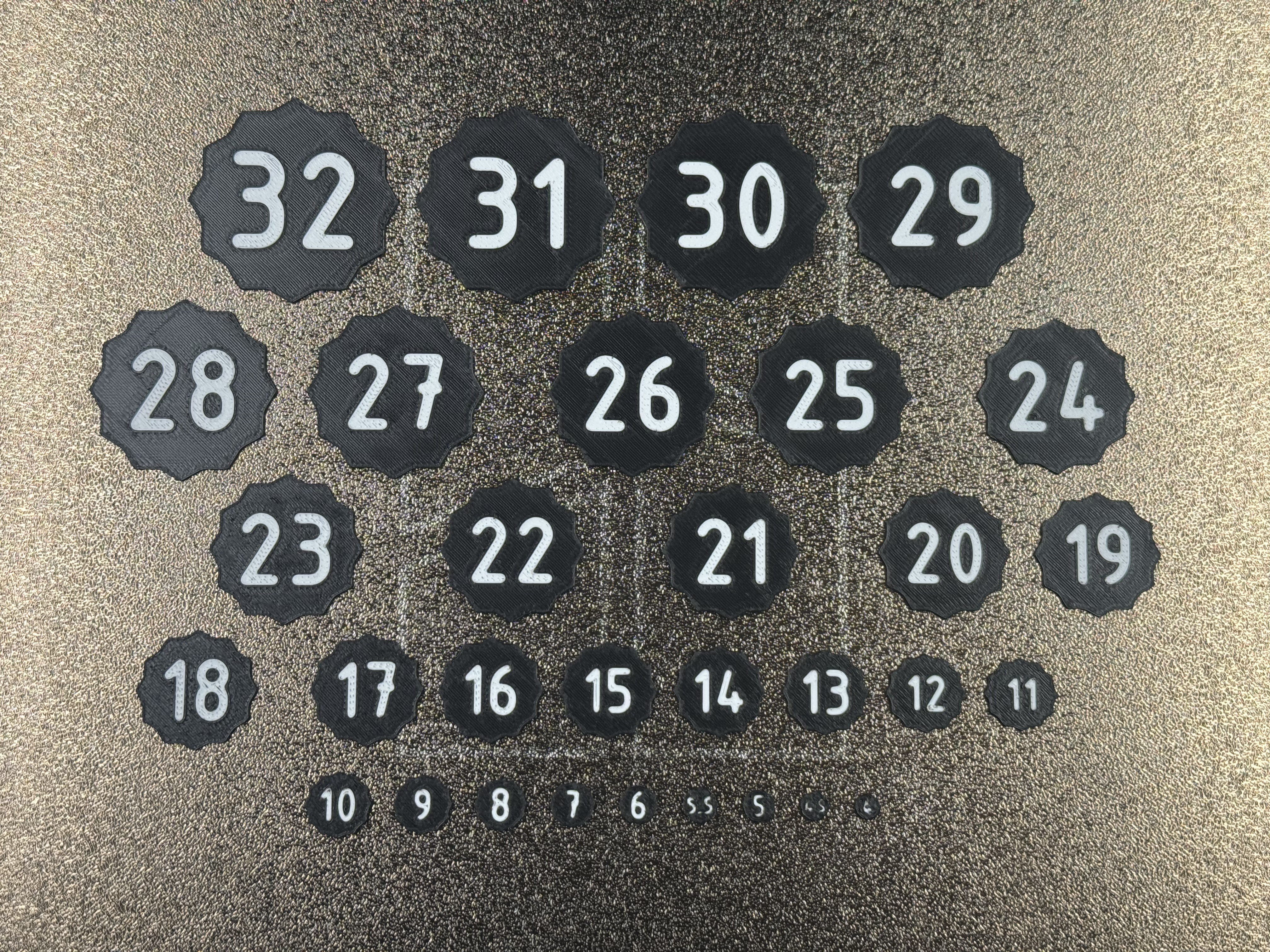Miniatura 2 do modelo 3D Hexagonal Socket Identification Tag/Label (METRIC)