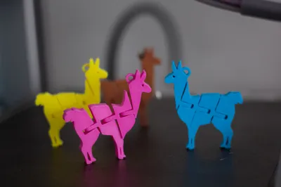 Flexi Llama - Lama glama Keychain Articulated - Free 3D Print Model ...
