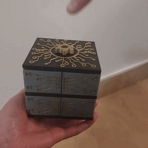 Electronic box - 2x4 compartments 