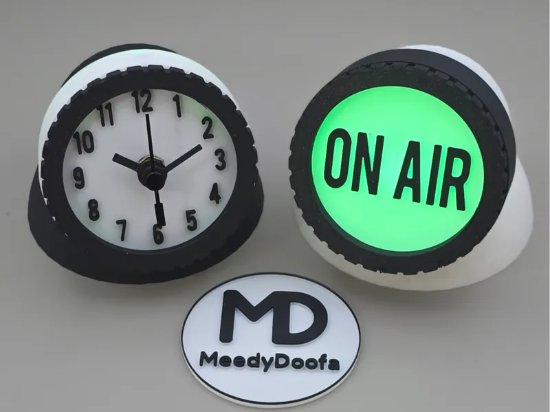 Clock and ON AIR Lightbox