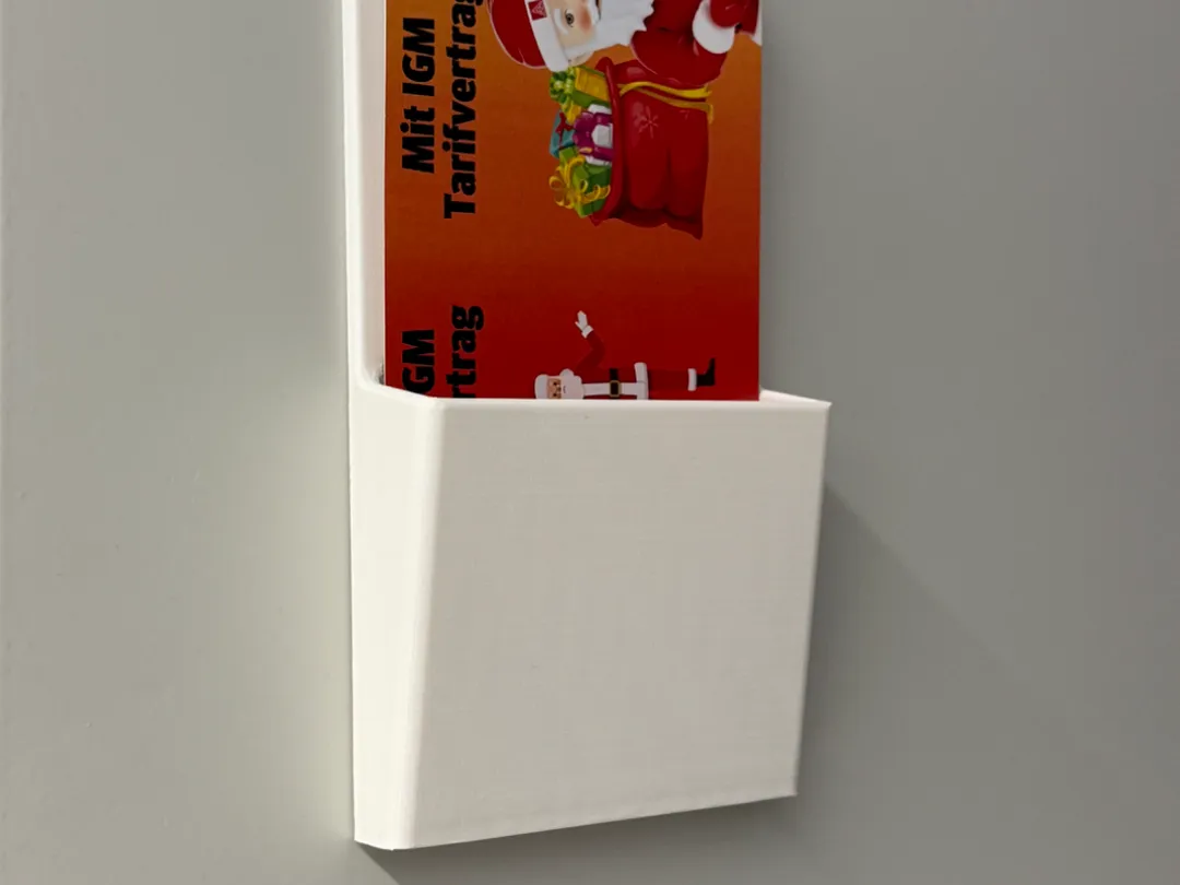Porte-flyers magnétique