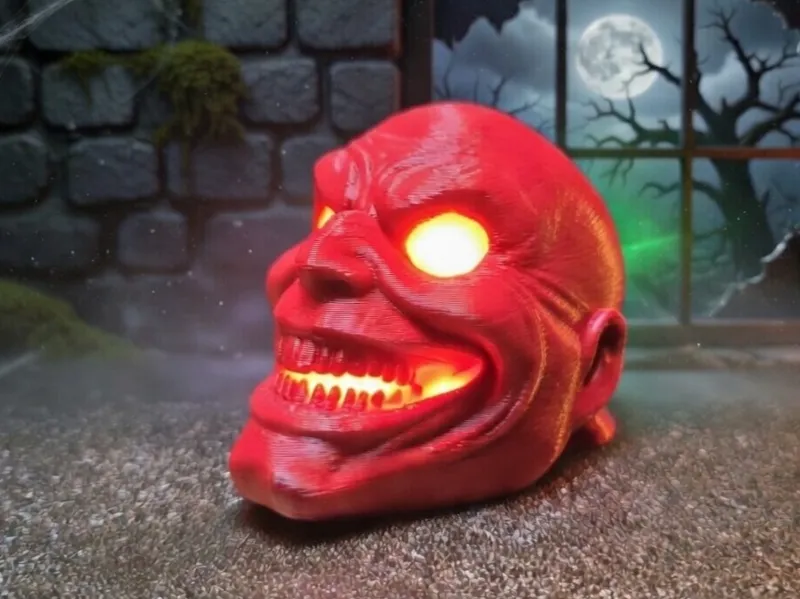 Grinning Creep Tea Light Lantern