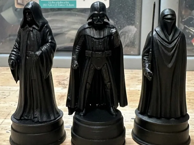 Star Wars: Dark Side Chess Set Darth Vader Emperor