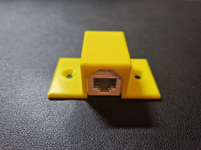 Haltewinkel für Netzwerkadapter