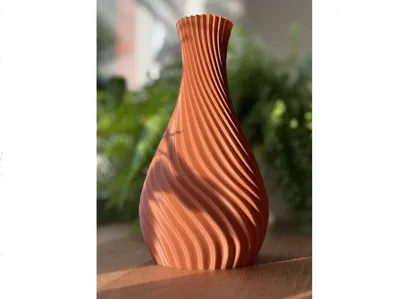 Modern Spiral Vase - Stylish Decorative Vase