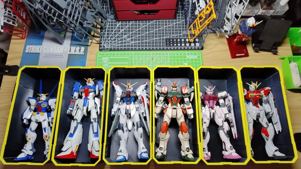 Stackable box for figures/model kits - Free 3D Print Model - MakerWorld