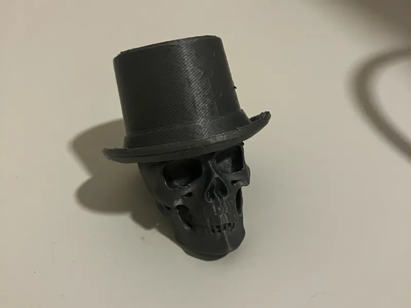 Skull with tophat