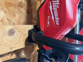 Milwaukee Hedge Trimer 3033-20 Wall Mount