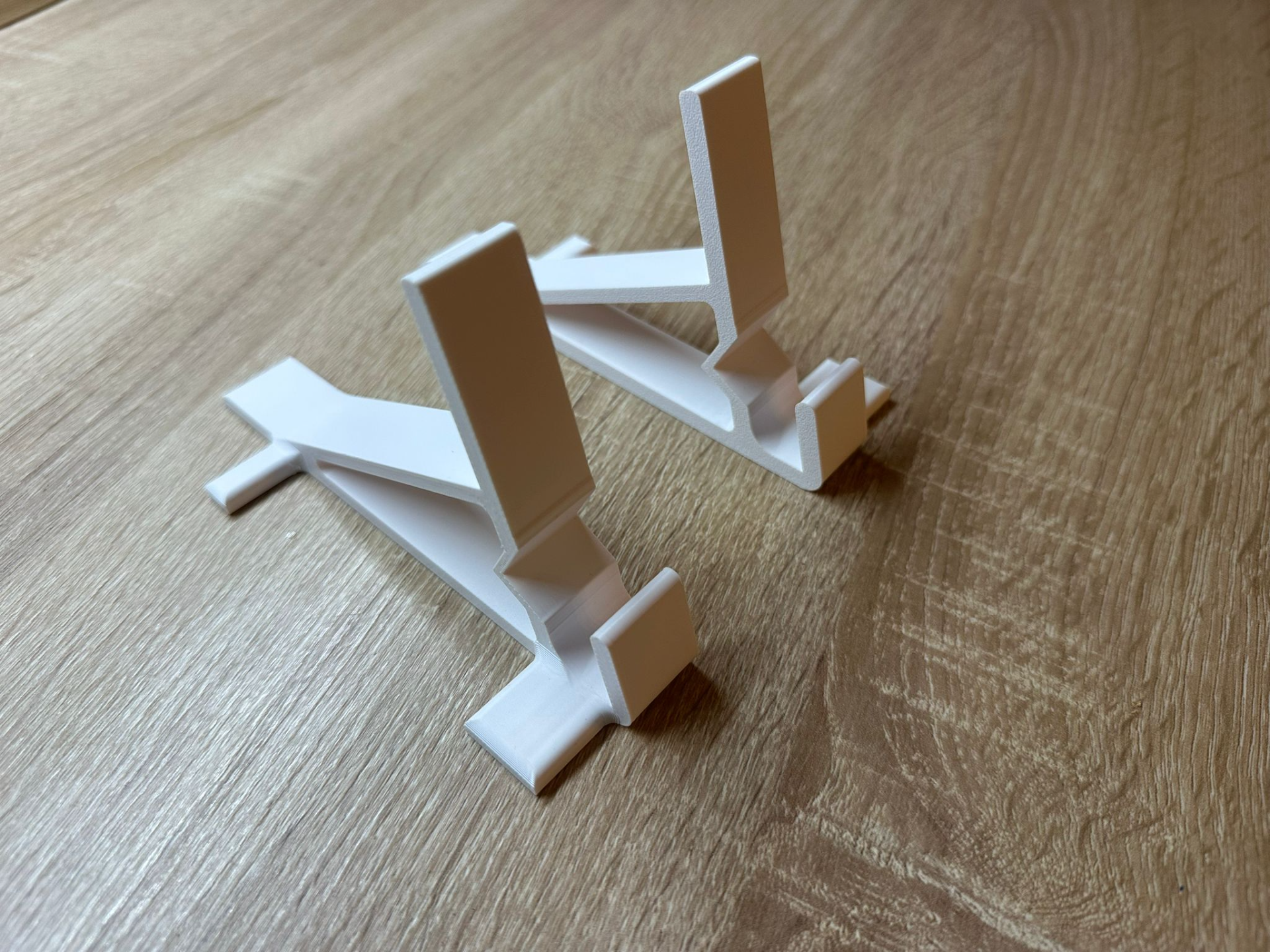 Strong vertical Laptop Stand (HP Compatible)