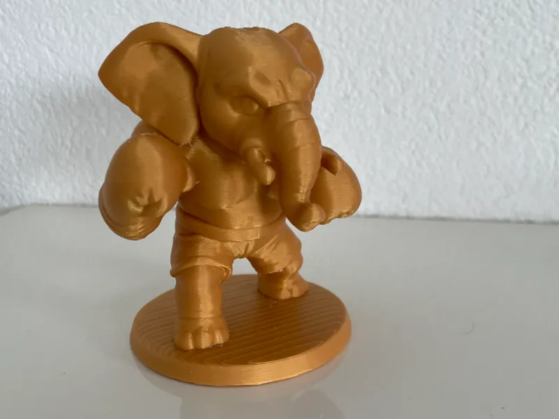 Boxing Elefant