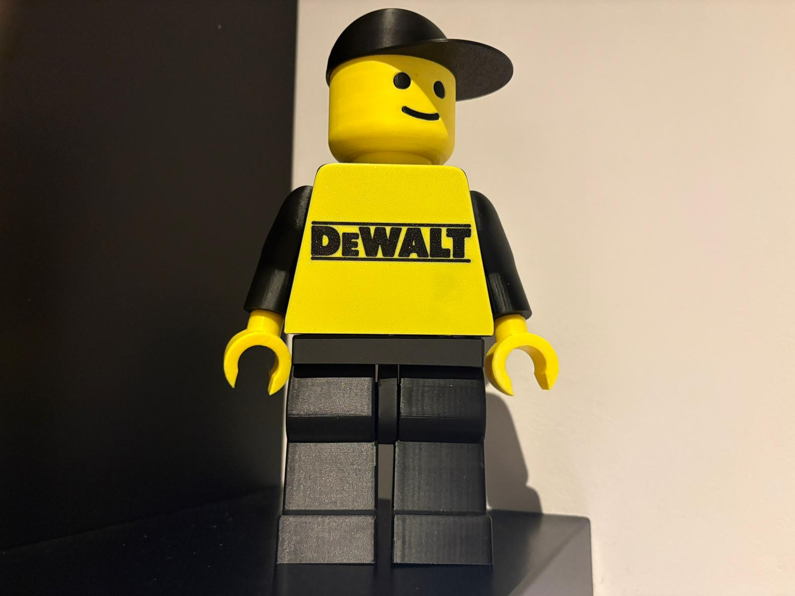 Brickman Dewalt 20cm Figur 500%