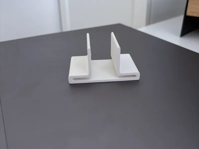 Vertikal laptop stand - 27 min print - 21g