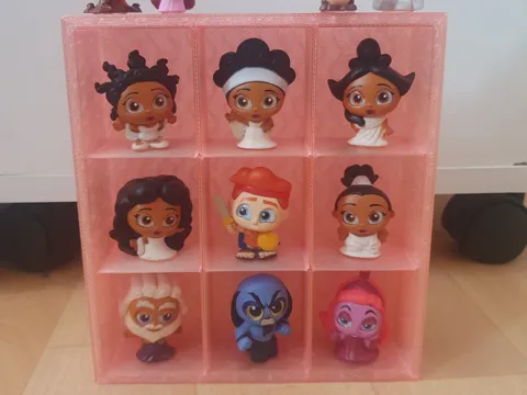 Figura decorativa: Regal für Disney Doorables (3x3 Plätze) — referencia de MakerWorld