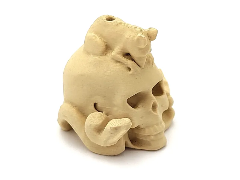 Memento Mori skull, keychain