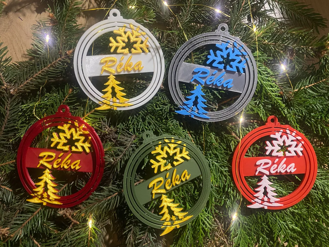 Personalized rotating name tags for Christmas tree - Free 3D Print ...