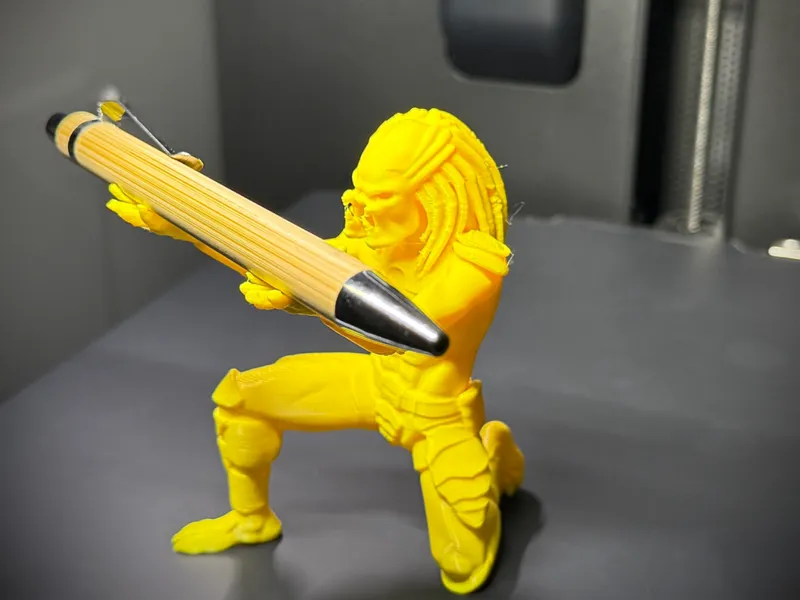 Predator Pen Holder - Desk Organizer