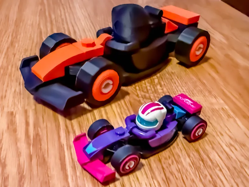 Mini Collectible F1 Car Brick Models 1x & 2x Scale