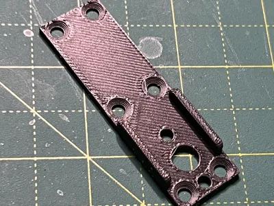 Nato Rail NEEWER Multipurpose Cheese Plate adapter