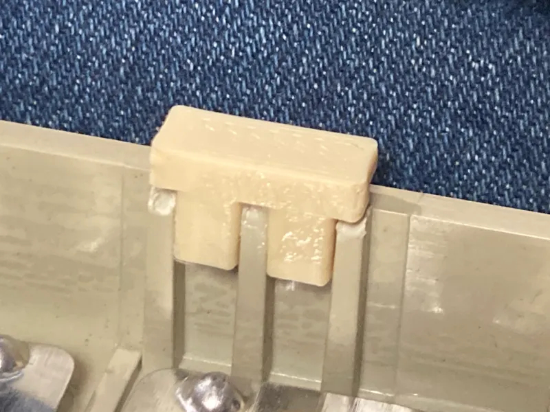 Powermac 8500 case front clip fix